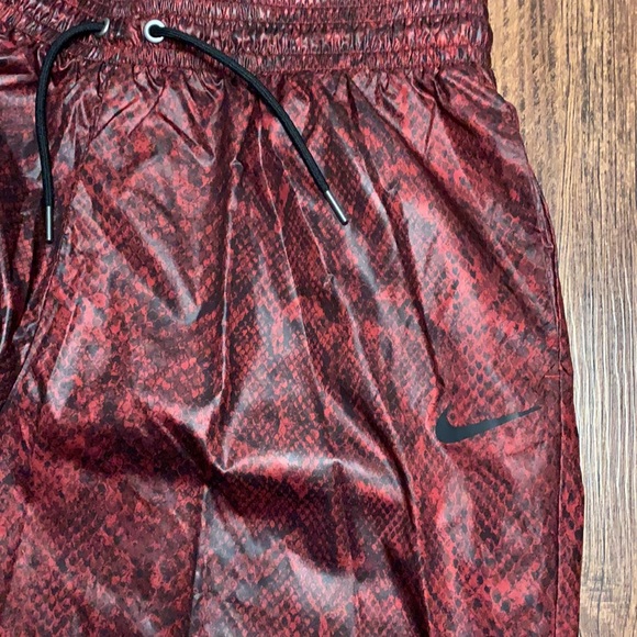 ❌Nike Joggers Python Print Joggers Pant - Picture 10 of 10